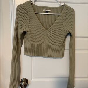 American eagle Ribbed long sleeve v-neck cropped Sweater